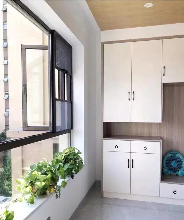 婚房卧室搭配什么家具简约大气,原木风客厅婚房布置