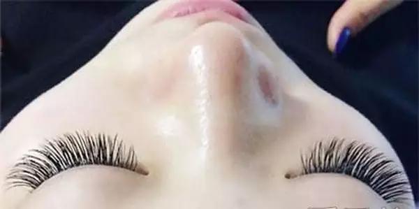 种了睫毛用什么卸妆不掉睫毛,嫁接睫毛后怎么卸妆洗脸