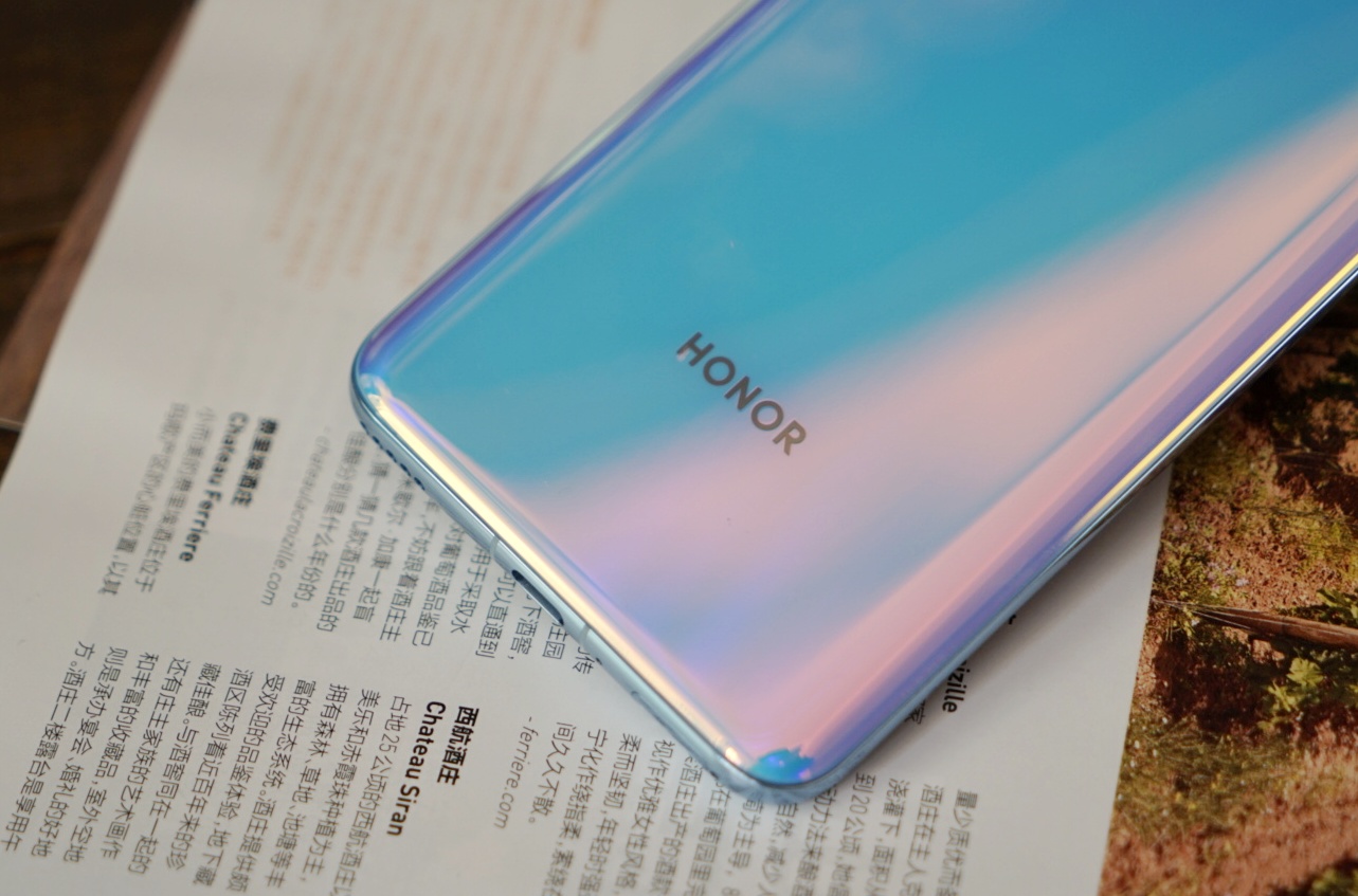 抛开情怀买三星还是华为,抛开情怀买什么手机