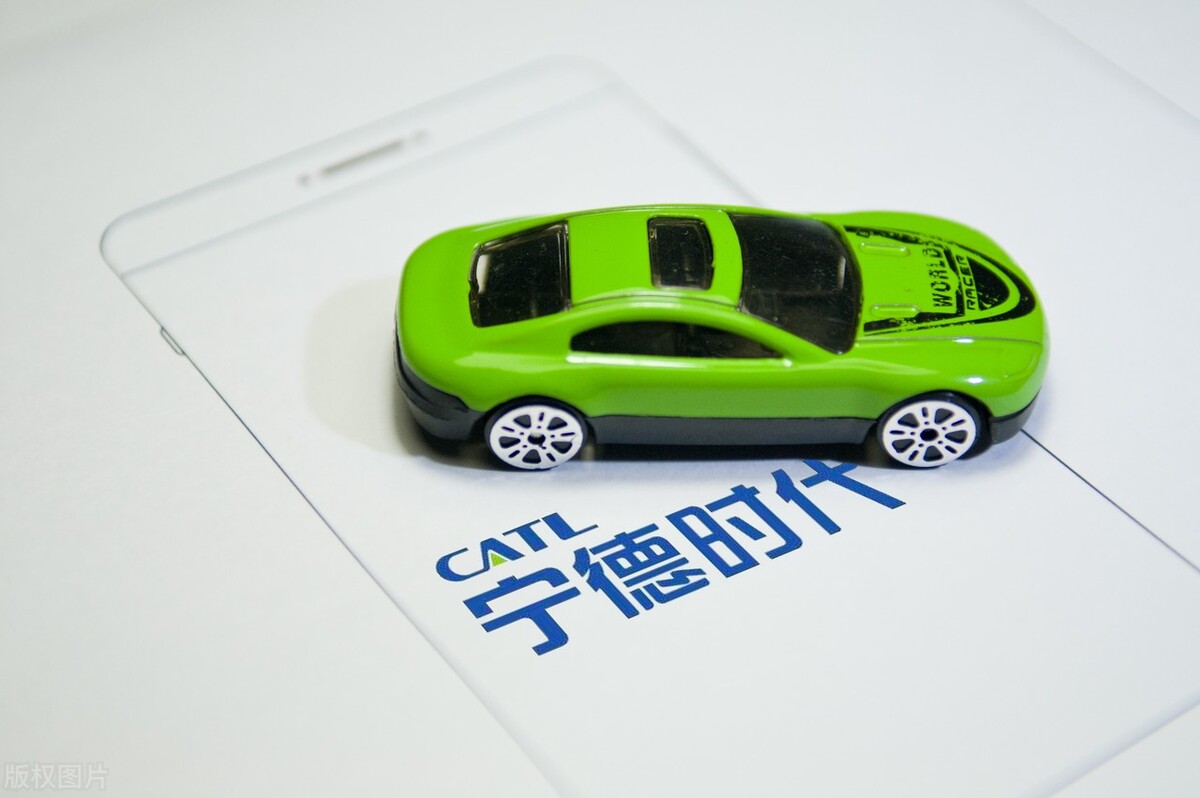 宁德时代第三代磷酸铁锂有啥优势,磷酸铁锂超越三元电池