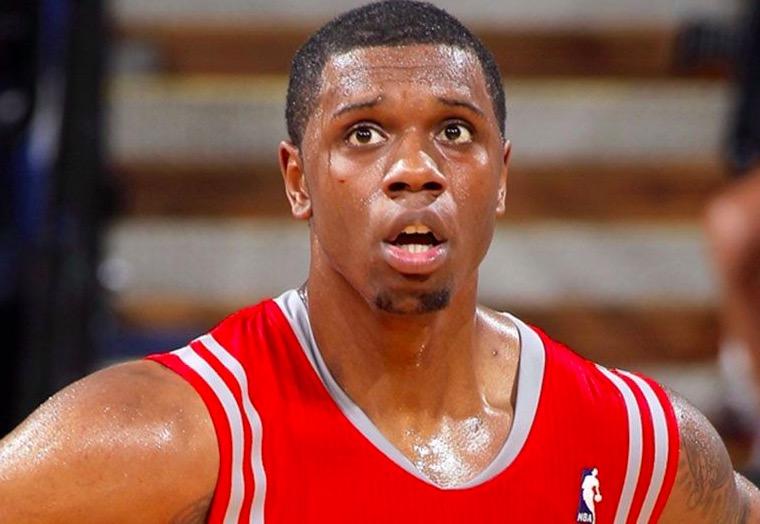 身高2米06，砍36+11，帽过邓肯和科比，28岁就无球可打，他怎么了