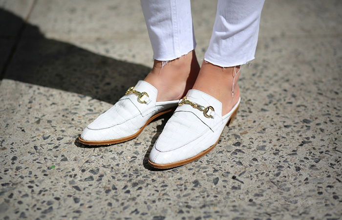 乐福鞋和豆豆鞋哪个更好看,一脚蹬乐福鞋和豆豆鞋的搭配区别