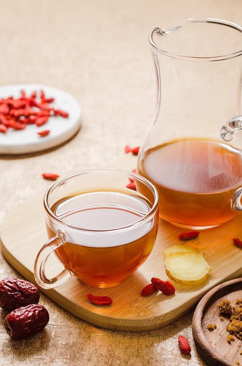 脾胃虚寒湿气重怎么调理中成药,脾胃虚寒气血亏虚吃什么中成药