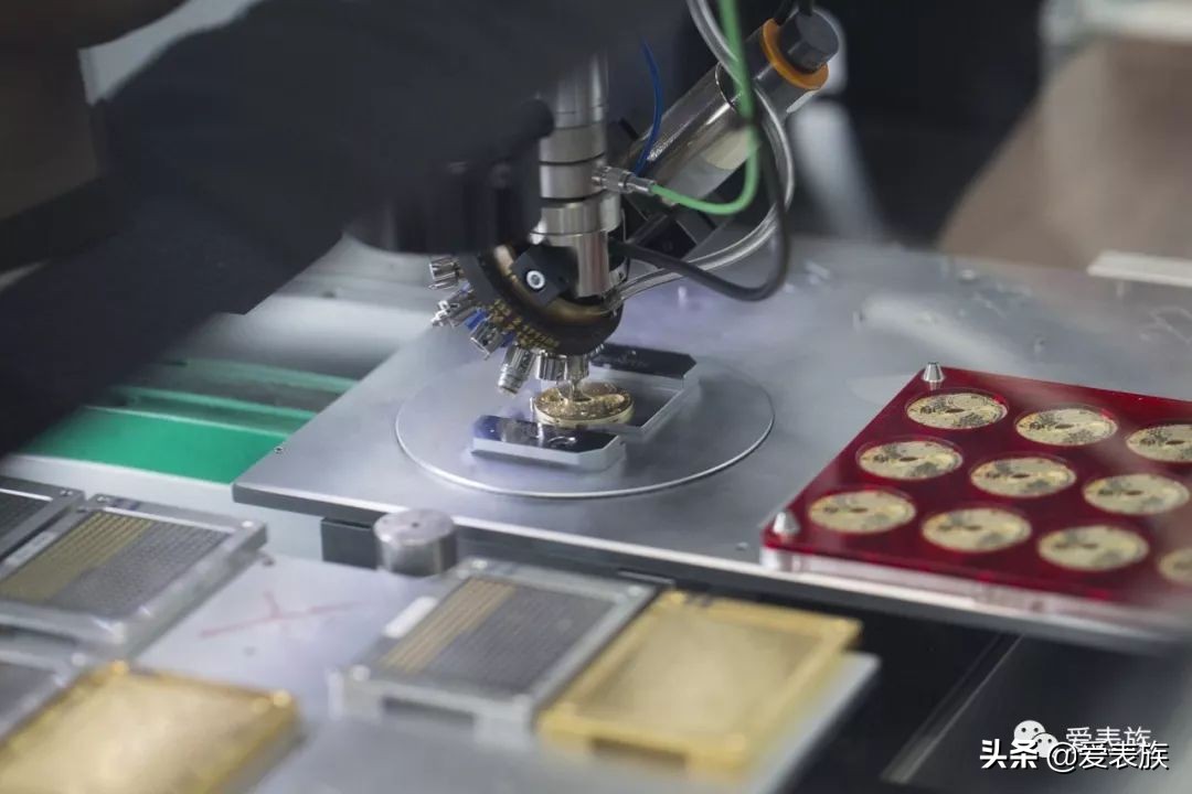 自产机芯零件,自产机芯是什么