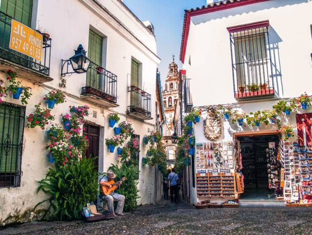 西班牙最美的15座小镇,西班牙最美乡村小镇