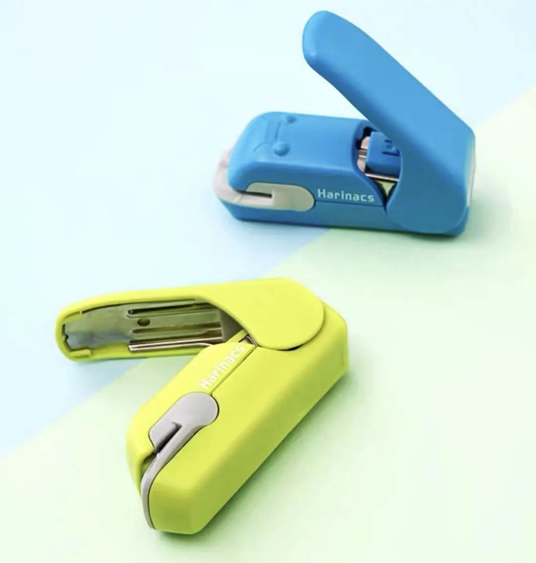 现在，全靠霓虹文具给我带来工作的归属感