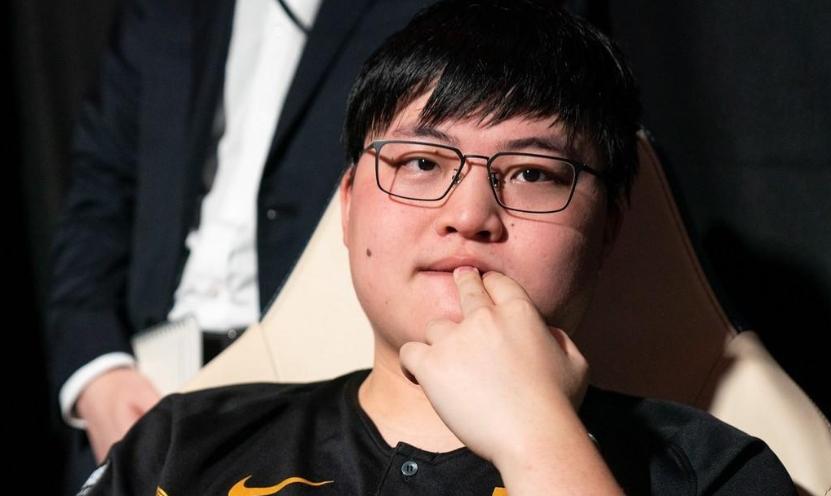 鑽按鍝zi,鑽按鍝zi缁艰壓