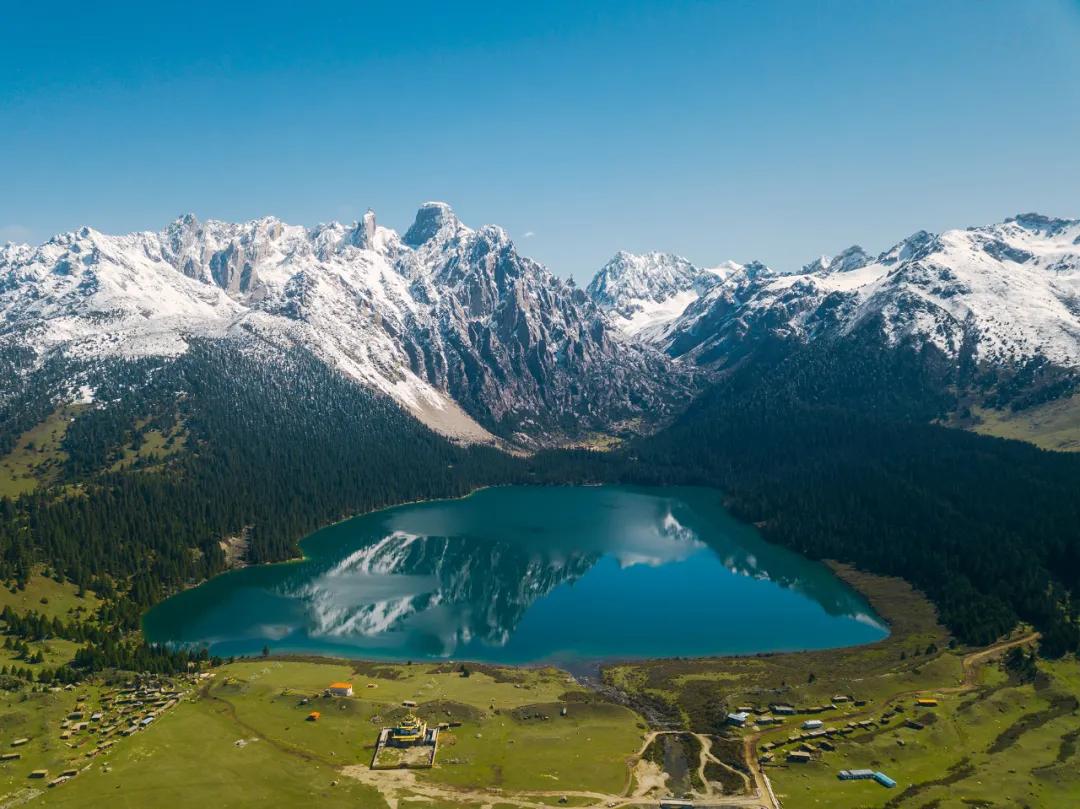 9月国内最美的10个最佳旅行地推荐,金秋十月寻找最美旅行地