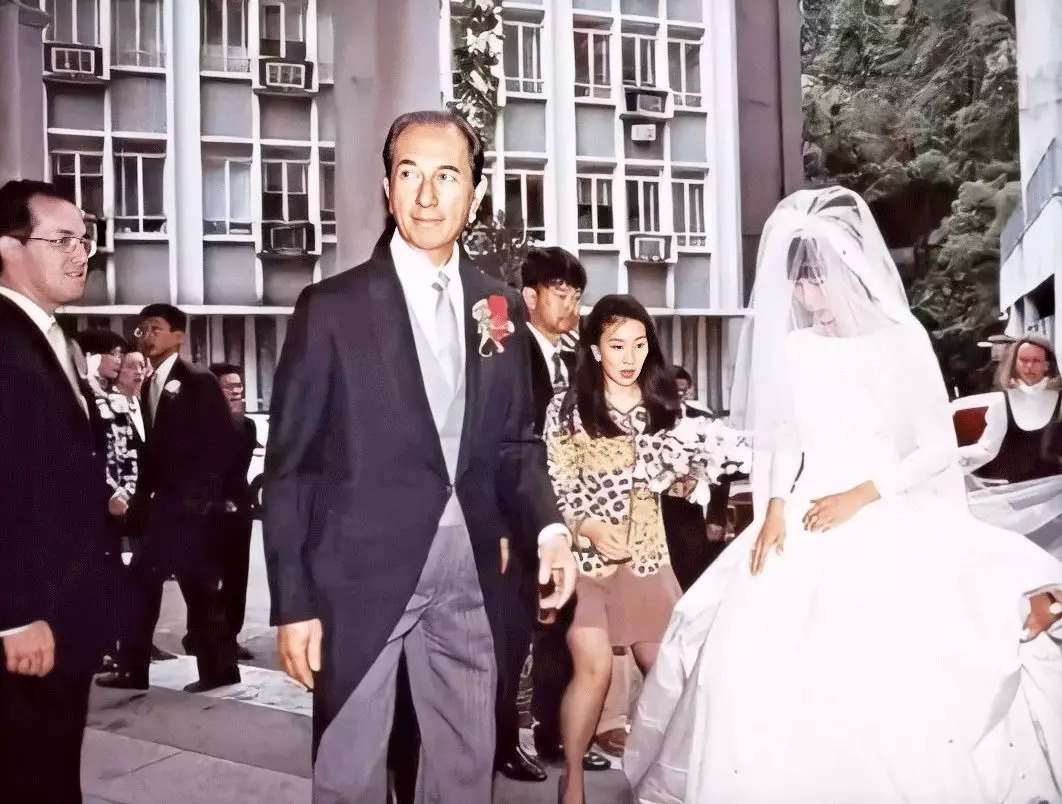 赌王10亿嫁妆,一场婚礼藏着赌王家族的秘密