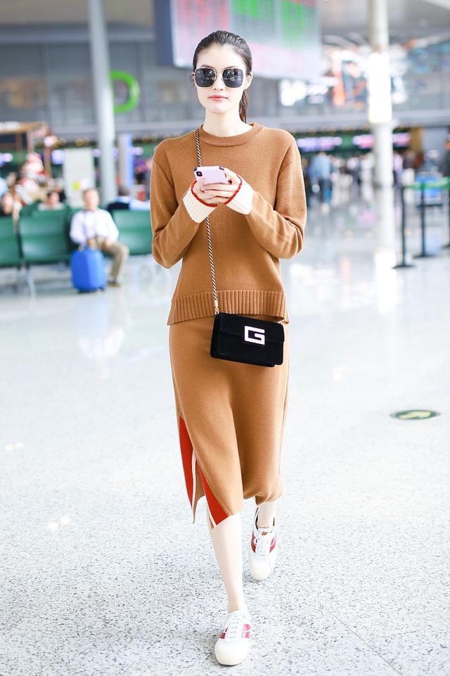 秋冬高腰毛呢裙怎么搭配,秋冬一定要试试这套毛呢裙穿搭