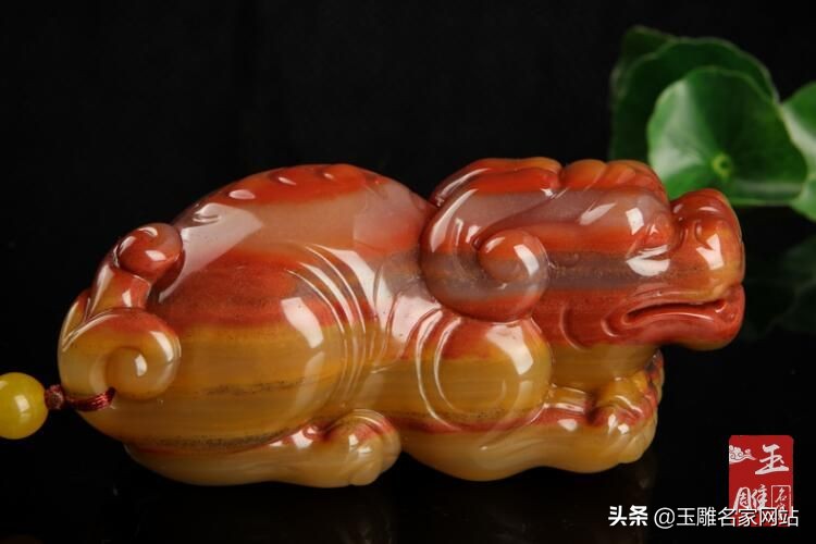 黄龙玉的颜色遇冷为什么会变色,黄龙玉为什么越来越多杂质