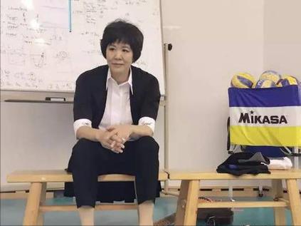 郎平的坎坷情史，为国家体育事业2次放弃爱情，年过半百终获幸福