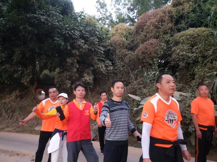 魅力深马,微马同行!六约微马助力深圳国际马拉松