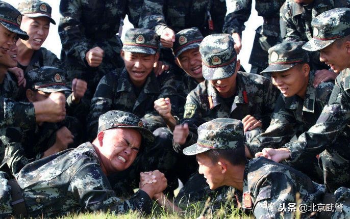 军报刊发8篇文章关注00后新兵:认清00后,才能认清时代!