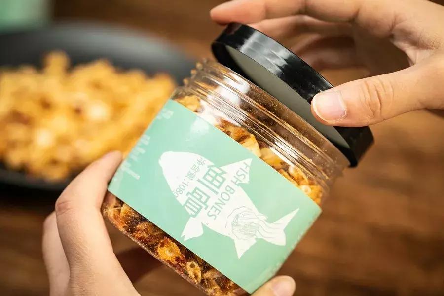 吃了一圈江河湖海,告诉你哪些淘宝零食治得了嘴馋