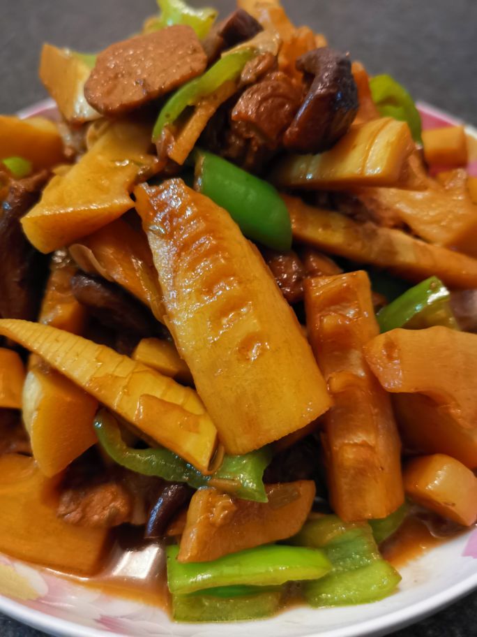 新鲜竹笋的家常做法简单又好吃,鲜竹笋怎么做好吃又简单家常做法