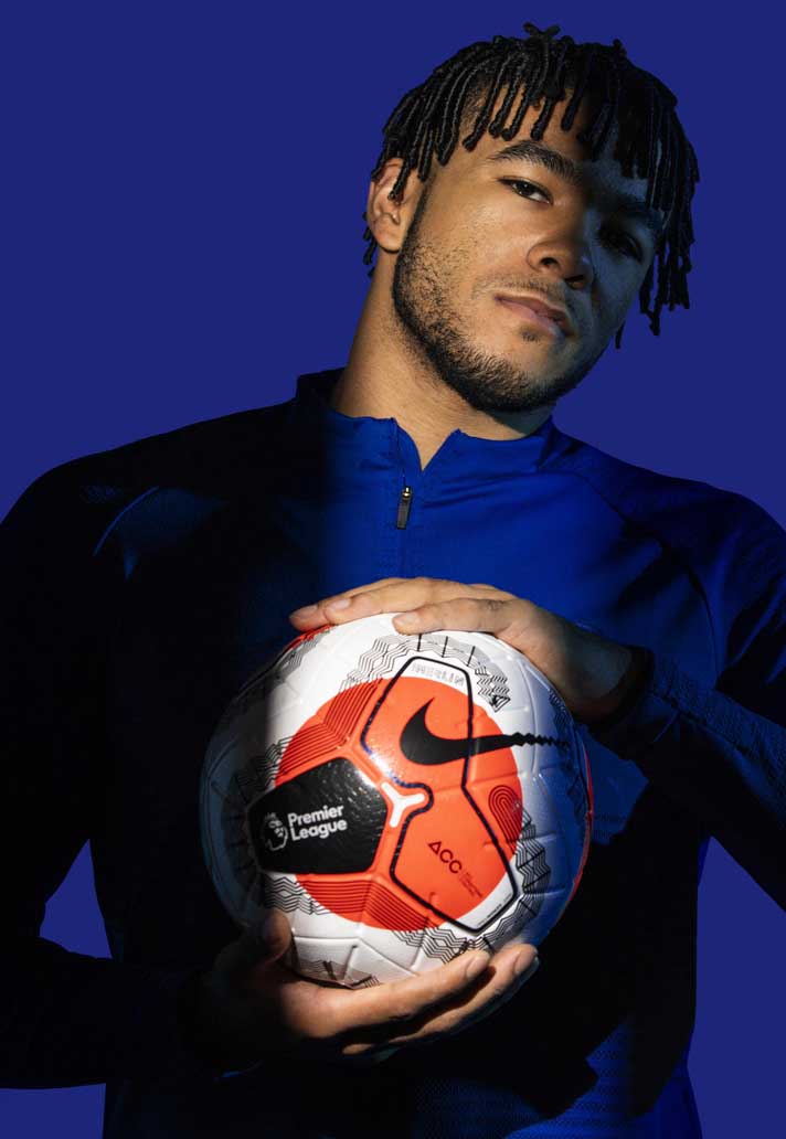 nike18-19英超专用足球,nike英超联赛18-19赛季