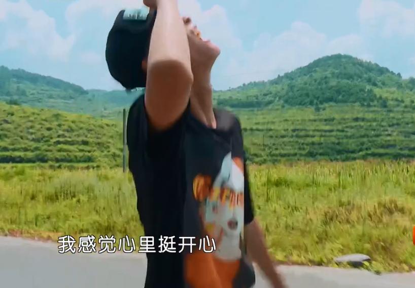 变形计导演打富二代,变形计中脾气最暴躁的少年