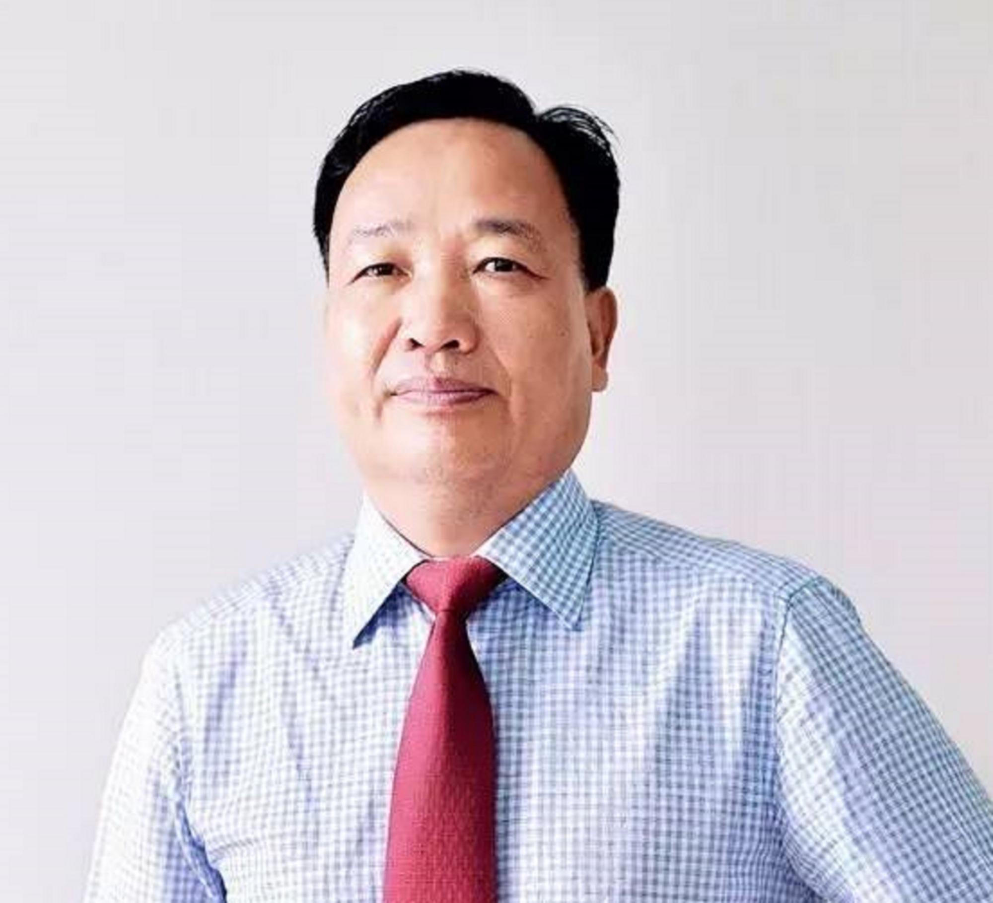 烟台药剂师成女首富,煤矿医院出了临沂首富,青岛也有医生富豪了