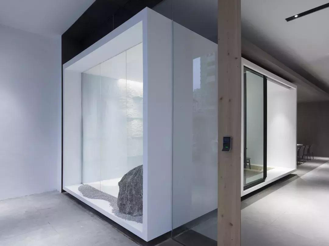 「首发」之间设计-拯救城市遗忘边角的一间办公室