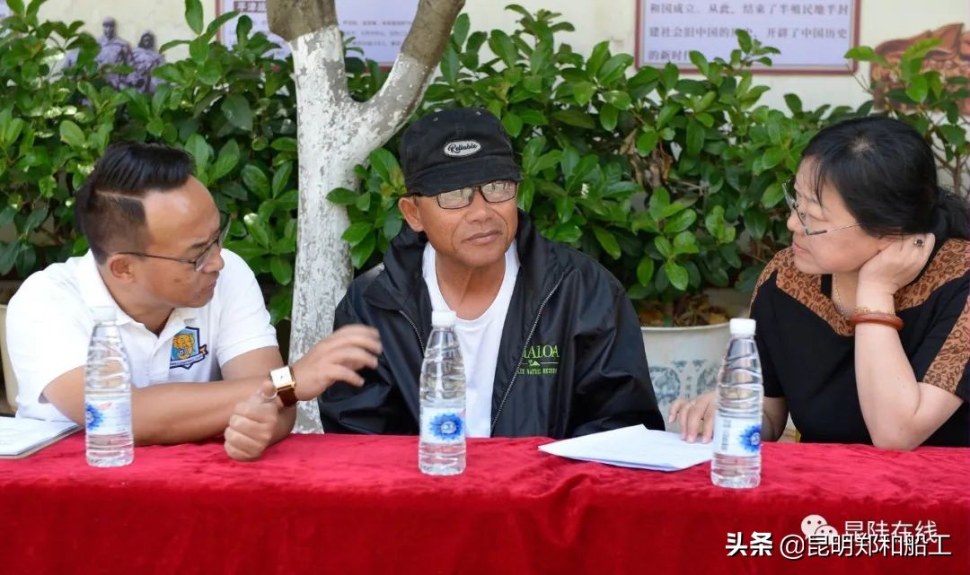 有限的场地无限的足球--新迎二小首届昆陆敦搏杯班级足球联赛开幕