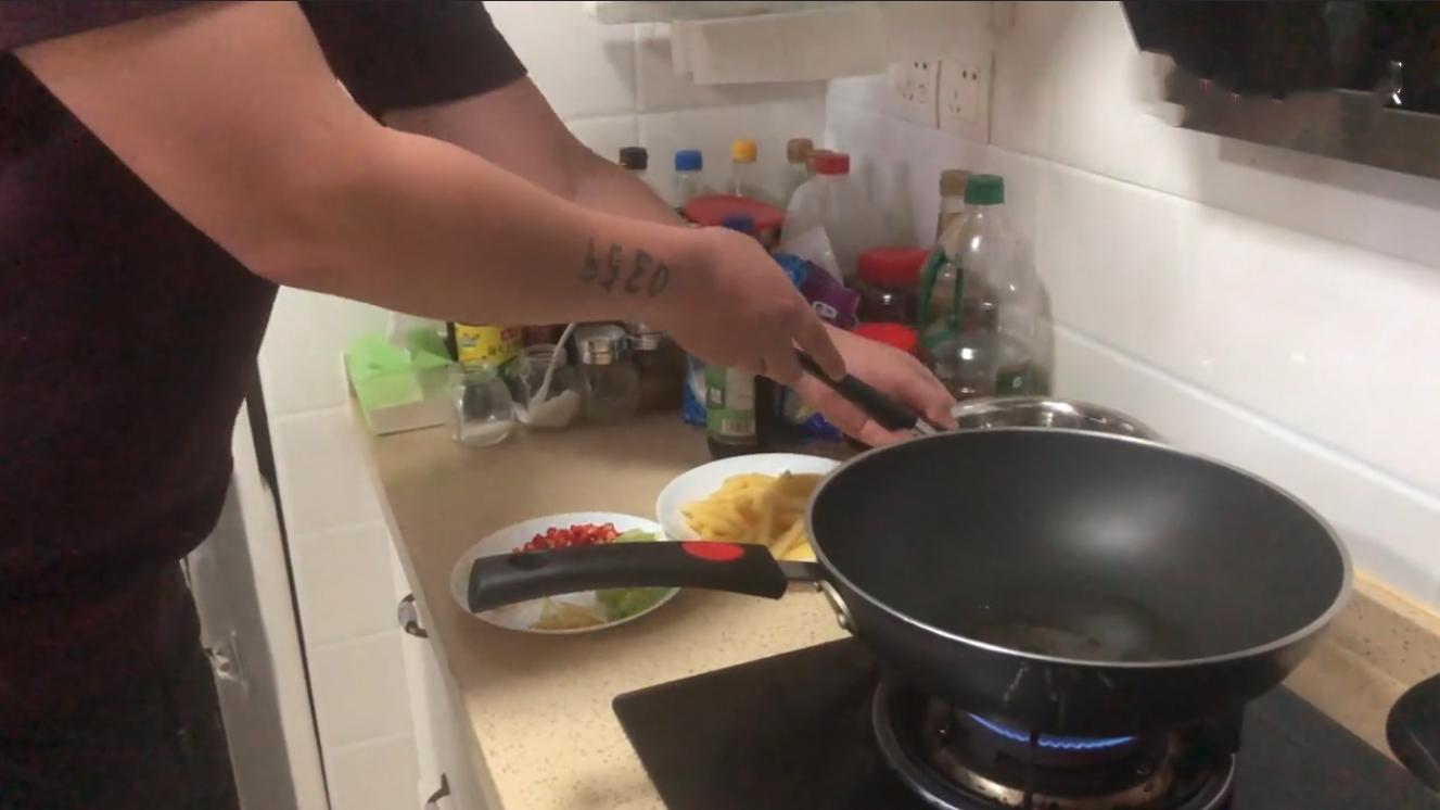 娓告垙涓绘挱澶у鑰佸﹩,澶у娓告垙涓绘挱鑰佸﹩