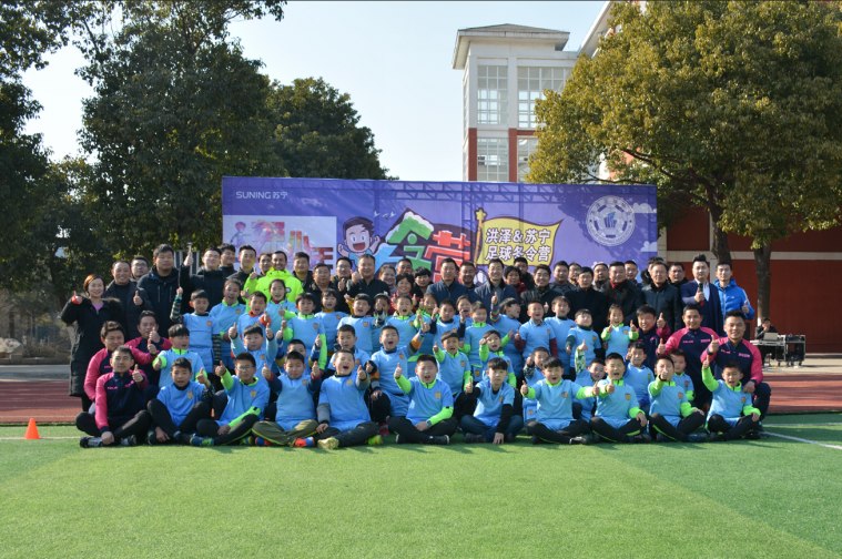 洪泽“足球小子”楚兵:大手牵小手,共筑足球梦