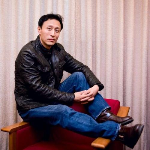 那个曾不顾家人反对，毅然出国留学的王洛勇，如今去了哪里？