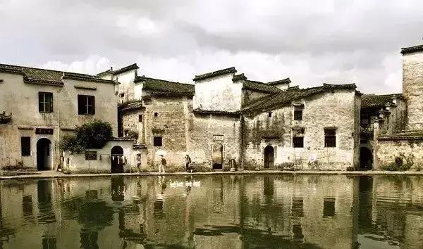 木蜡油和桐油漆有什么区别,油漆水性漆木蜡油出来效果对比