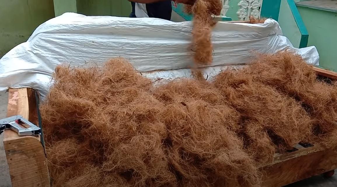 旧物翻新家里有老旧沙发,家里的老旧沙发翻新换皮