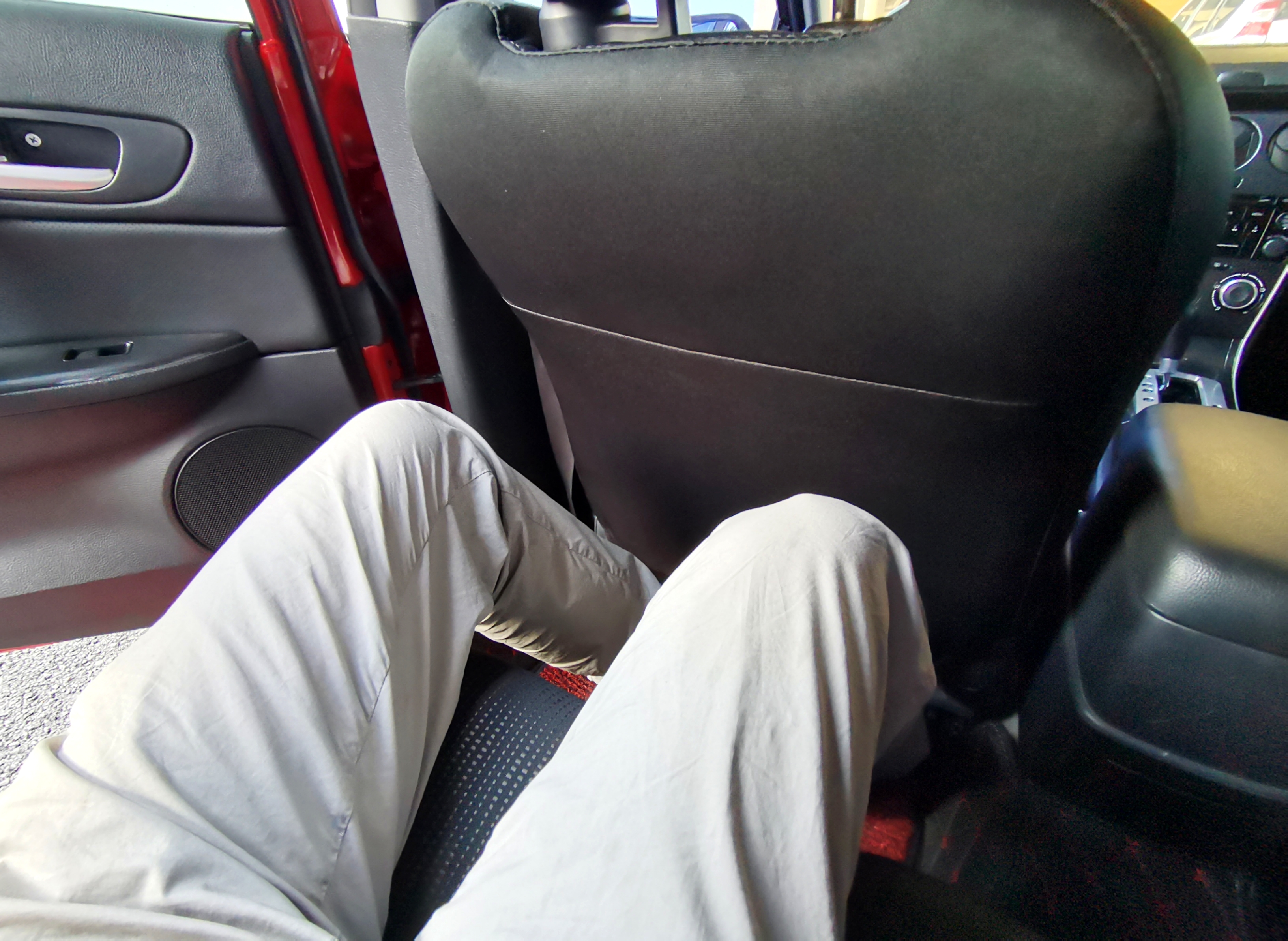 亮黑马自达6,亮灰马自达六