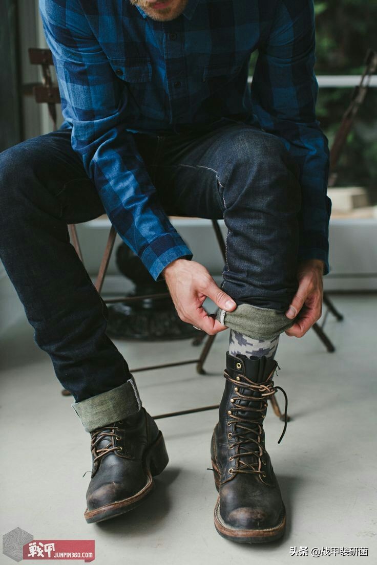 oversize工装牛仔裤穿搭,高街风深蓝色牛仔工装裤怎么配