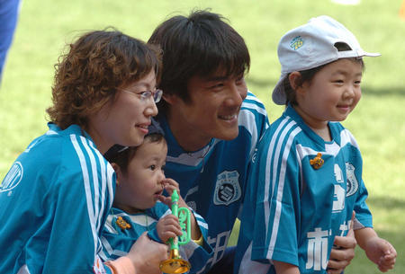 李嗣镕撞脸陈冠希,李嗣镕陈冠希