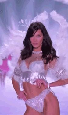 从万人嘲到万人捧,从万人嘲到万人迷