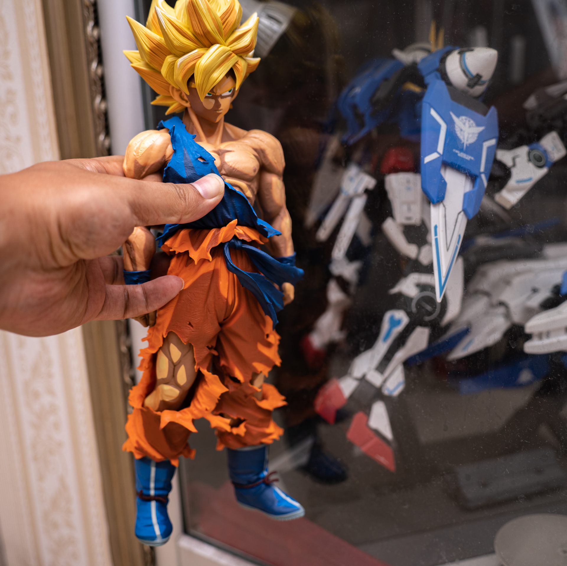 从漫画里走出来的男人孙悟空七龙珠眼镜厂SMSP手办