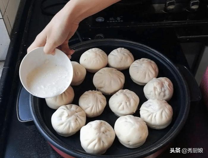 红豆别熬粥喝了，教你粘豆包新做法，营养解馋，出锅全家抢着吃