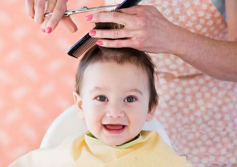 满月时剃头有哪些迷信说法,满月头型正常是怎么样的