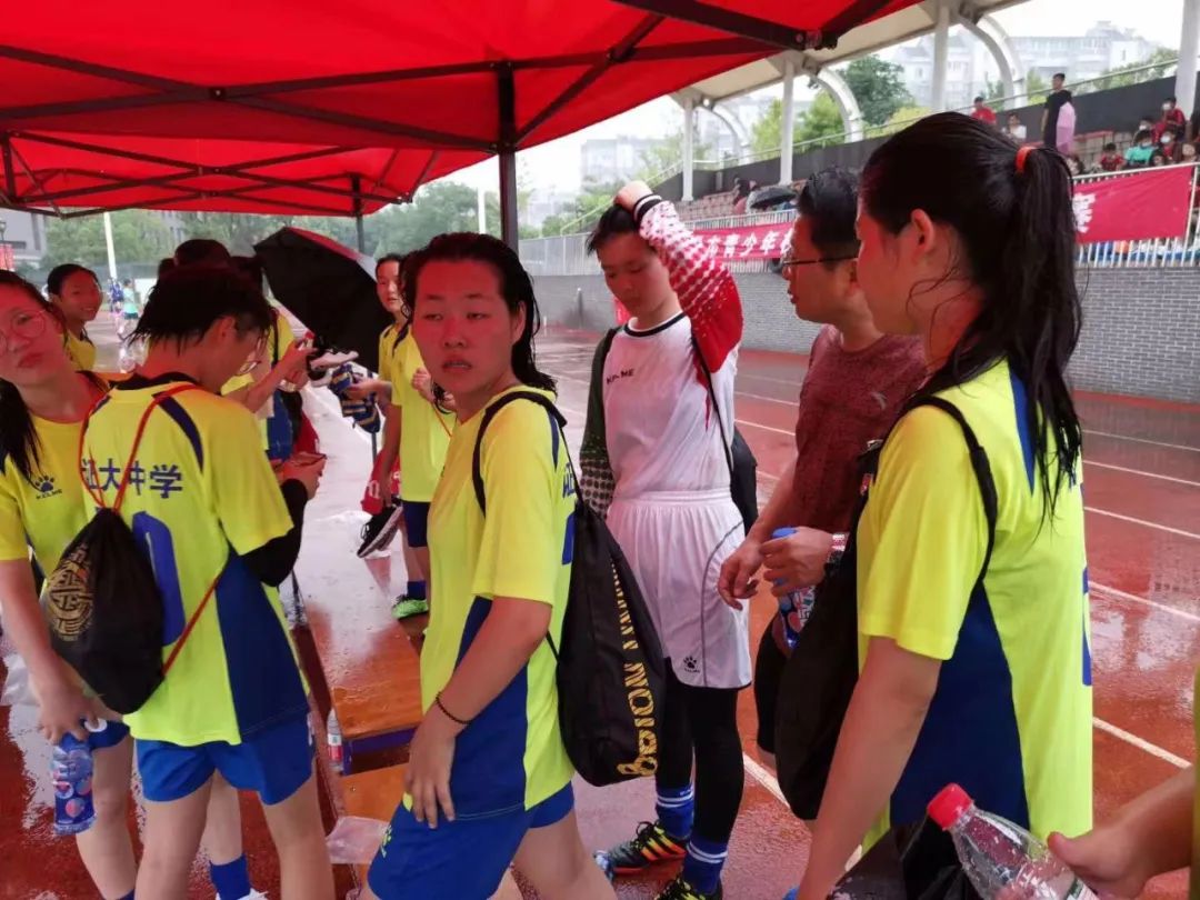 海门校园足球代表队在2020年南通市青少年校园足球联赛中获佳绩