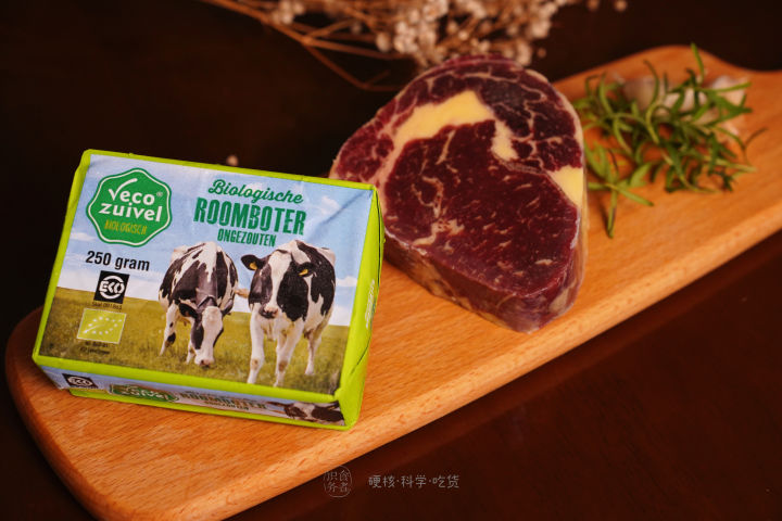 煎牛排爆油怎么办,煎牛排放黑胡椒容易糊吗