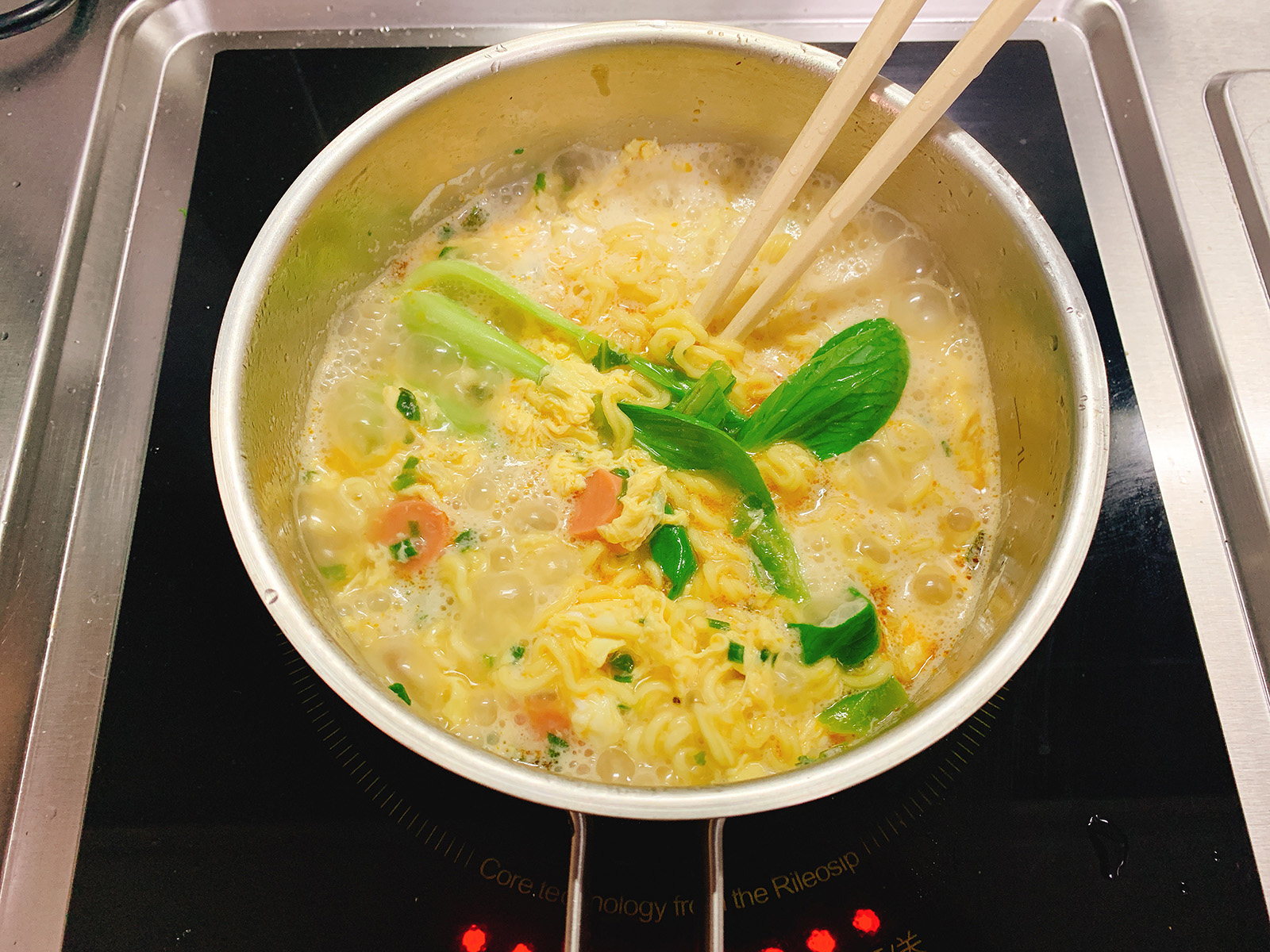 煮100包泡面,煮泡面的100种做法