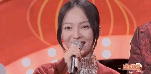 一起吃年夜饭看春晚,吃年夜饭看春晚的感受