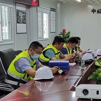 珠光路小学刚建时的照片,珠光小学现在变成什么样了