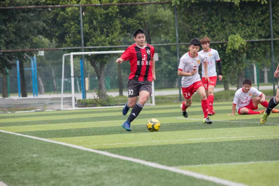 福州米兰：天不生罗森内里，足球万古如长夜