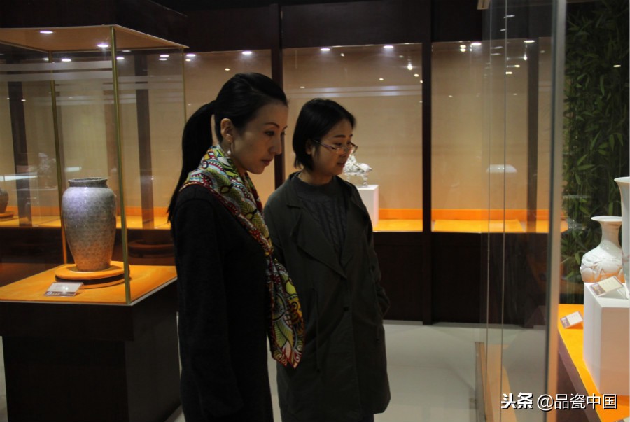 碗姐说瓷栏目组,碗姐讲陶瓷视频