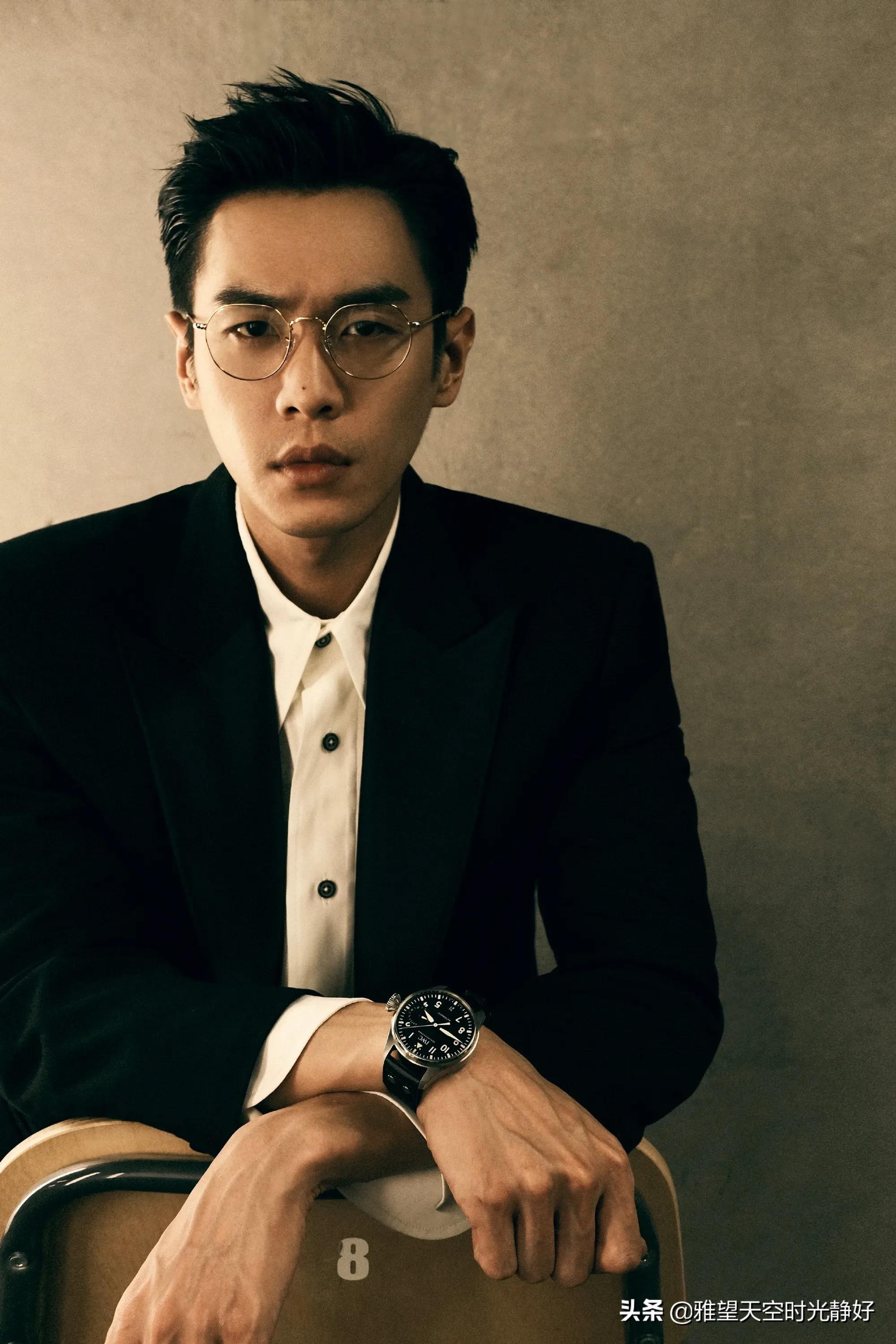 盘点国内男明星眼镜杀高清写真照斯文帅气沉稳内敛雅致贵气