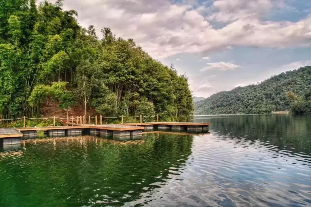 武夷山德懋堂|270万起旅居武夷山临溪别墅，遍访先贤遗迹！看云海、逛古村、品香茗，每天都生活在山水画中