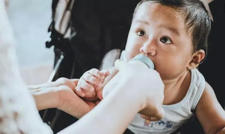 大头娃娃假奶粉,湖南大头娃娃劣质奶粉事件