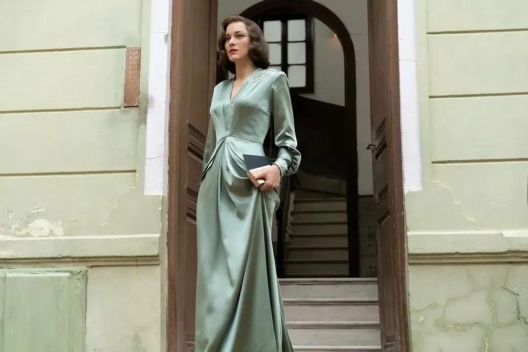 蝴蝶堂|世泰智造:有件T恤,平平无奇的降温小能手罢了