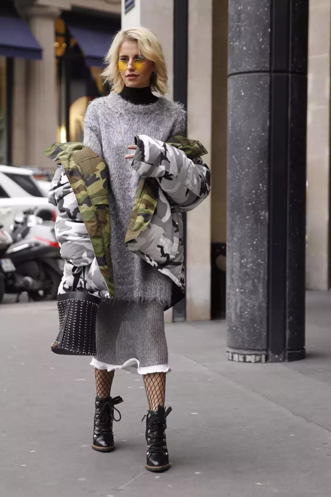 冬天羽绒服内搭怎么穿保暖又时尚,衣柜放久的羽绒服和外套