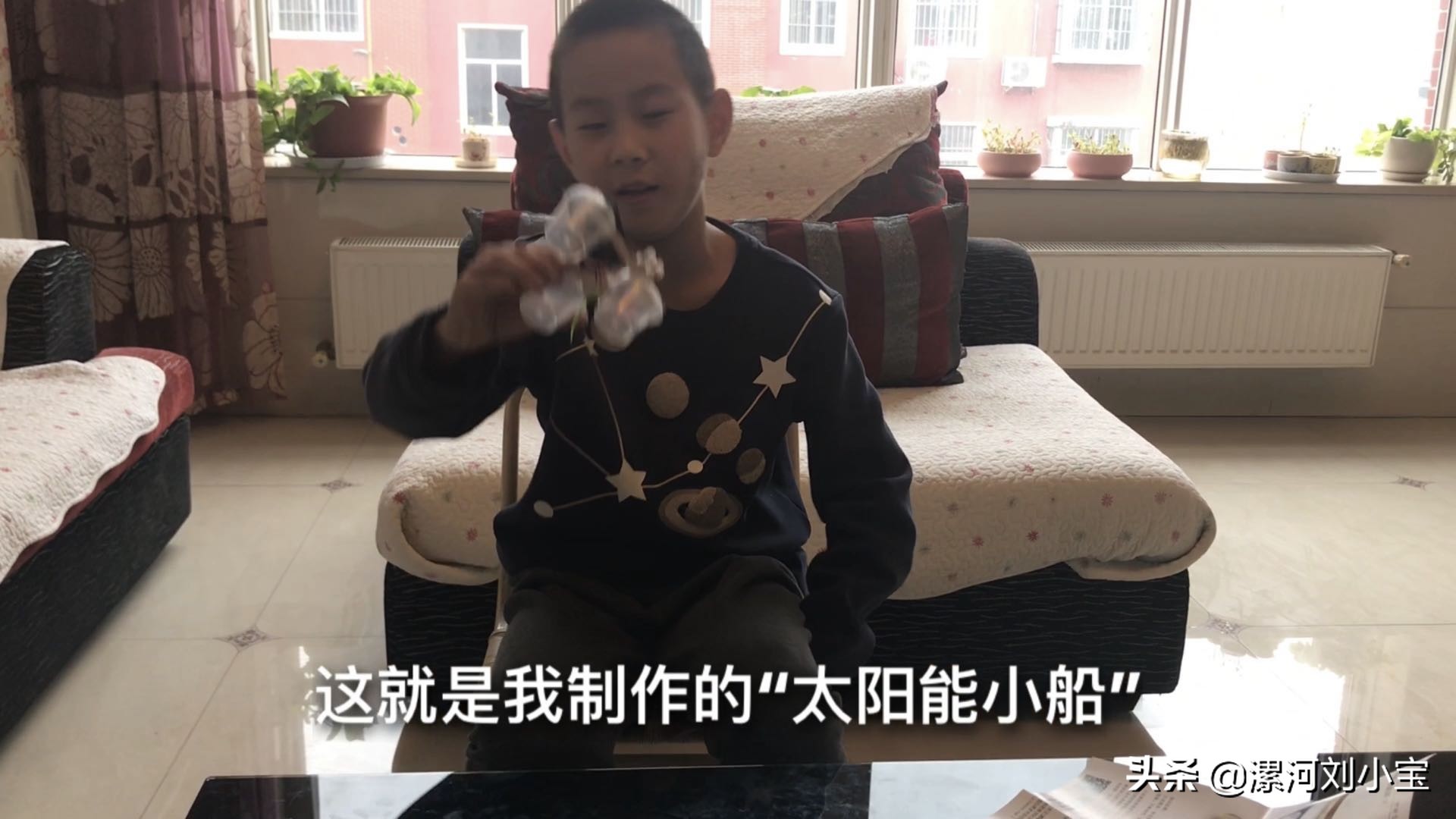 小男孩自己做飞行器,小男孩做飞行器的动画片